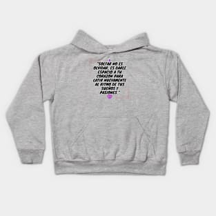 "Soltar no es olvidar, es darle espacio a tu corazón para latir nuevamente al ritmo de tus sueños y pasiones." 🕯️🔮 Kids Hoodie